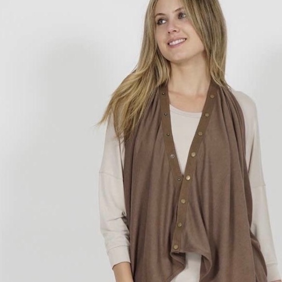 Convertible WrapScarf - Brown - Picture 2 of 3